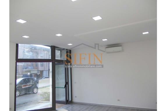 Bi-Locale commerciale - Affitto - Grottaminarda (AV)