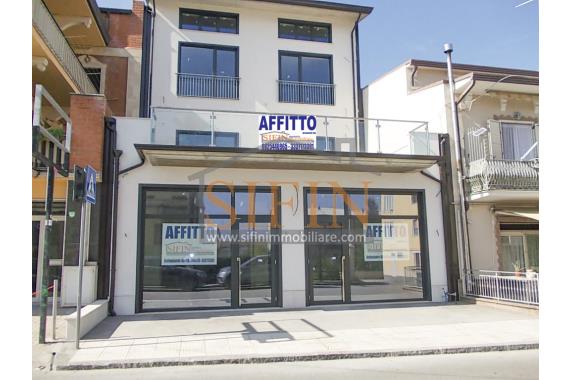 Locale Commerciale  - Affitto - Grottaminarda (AV)