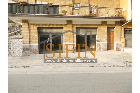 Locale Commerciale - Affitto - Grottaminarda (AV)