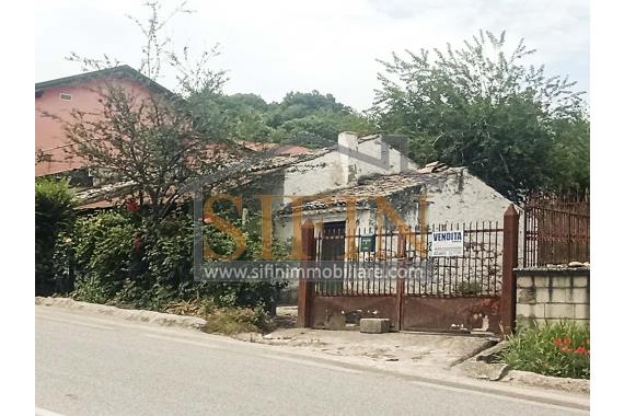 Rudere con terreno - Vendita - Grottaminarda (AV)
