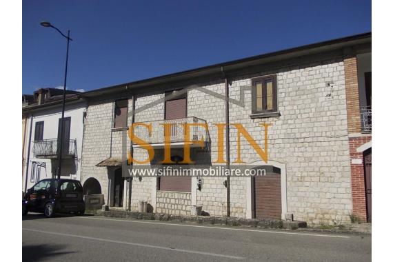 Casa con Giardino - Vendita - Montefusco (AV)