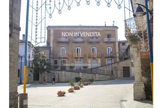 Appartamento storico - Vendita - Savignano Irpino Piazza Umberto I