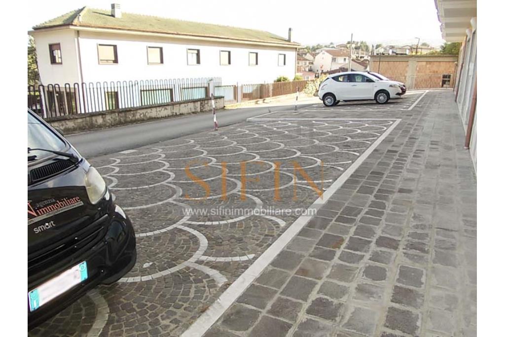 Appartamento con 4 posti auto - appartamento di nuova costruzione in vendita a Grottaminarda di mq. 75,00. ca oltre deposito di mq. 35,00 
