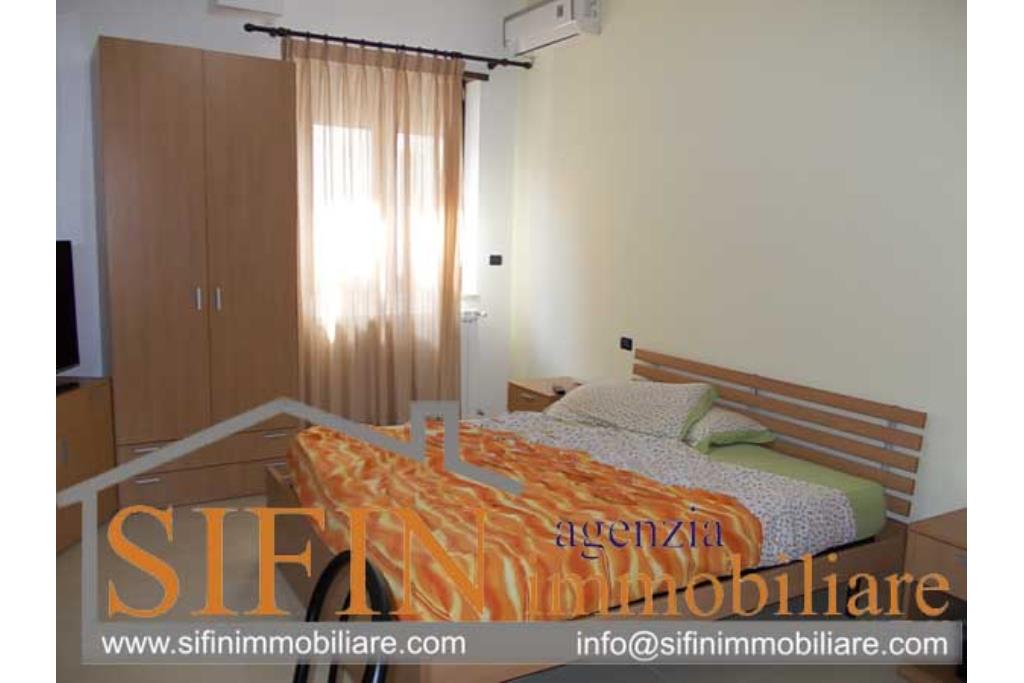 Appartamento con giardino - Melito Irpino, in zona periferica, proponiamo in vendita favoloso appartamento di mq. 115,00 ca. con buone rifiniture tra cui tapparelle ad azionamento elettrico, aria condizionata, porta blindata