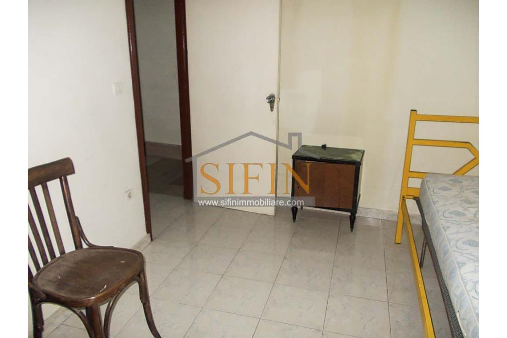 Casa Singola - Casa singola in vendita a Paternopoli (AV) in via Modestino composta da 4 vani e bagno
