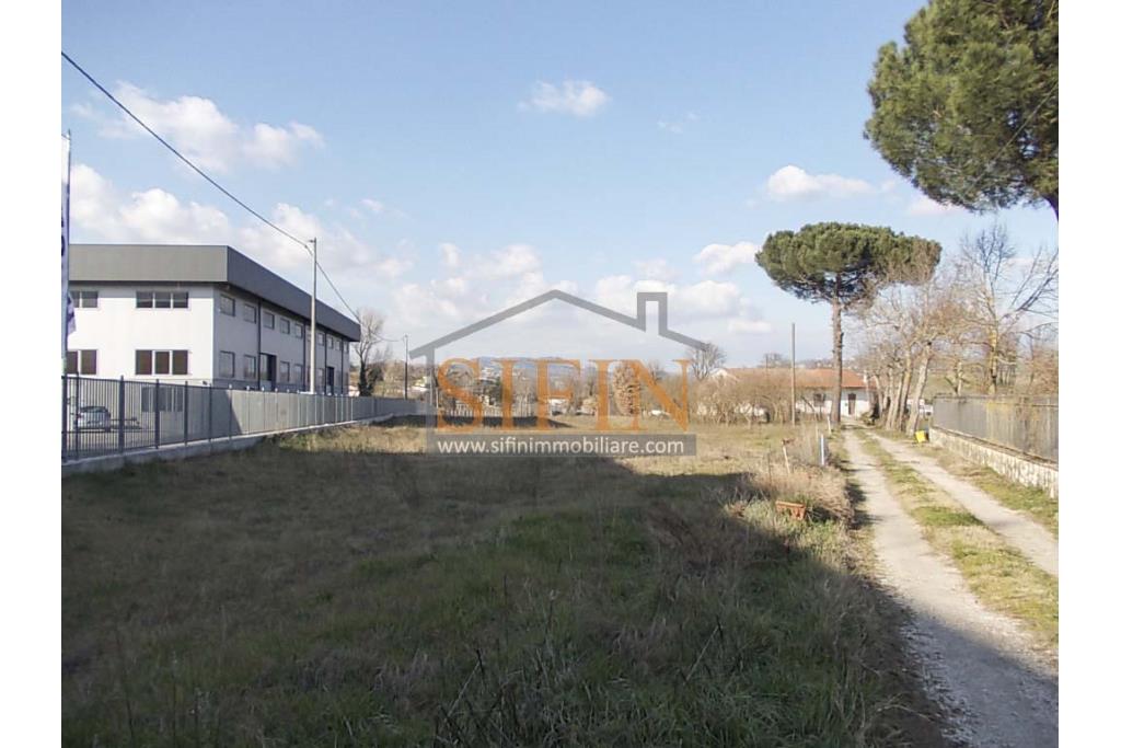 Terreno Edificabile - Terreno edificabile in vendita di mq. 7.500,00 identificata come C1 del PUC.