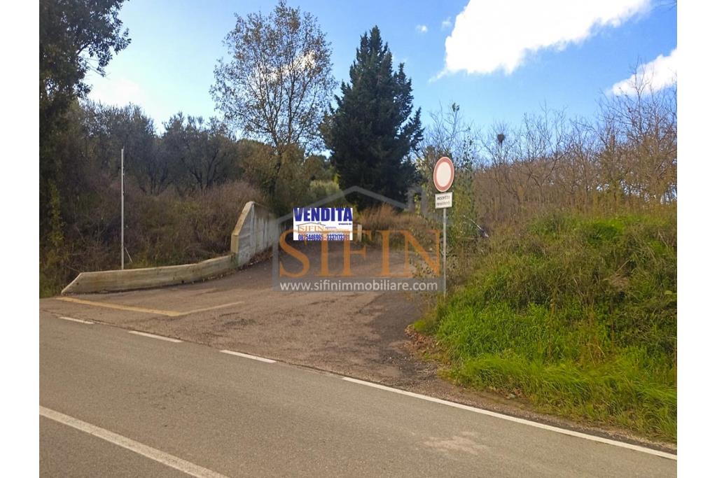 Terreno Edificabile - Grottaminarda (AV) su S.S. 90, in prossimit della rotonda che porta alla futura stazione dll'alta velocit 