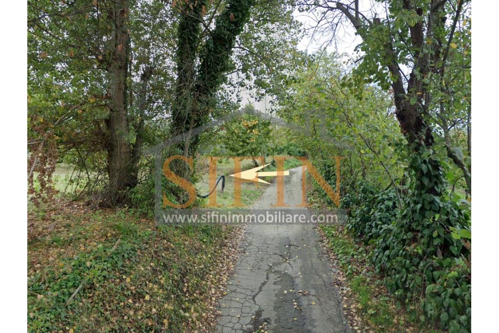 Terreno Edificabile - Grottaminarda, in zona periferica, contrada Filette, proponiamo in vendita terreno edificabile di mq. 1.270,00