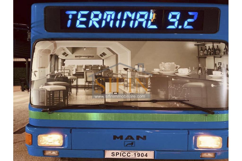 Lounge-Bar Grottaminarda - Grottaminarda, su strada ad alto flusso veicolare (S.S. 90) e con parcheggio, proponiamo in locazione, non il solito locale, ma un Bus Bar, rifinito e pronto all'uso