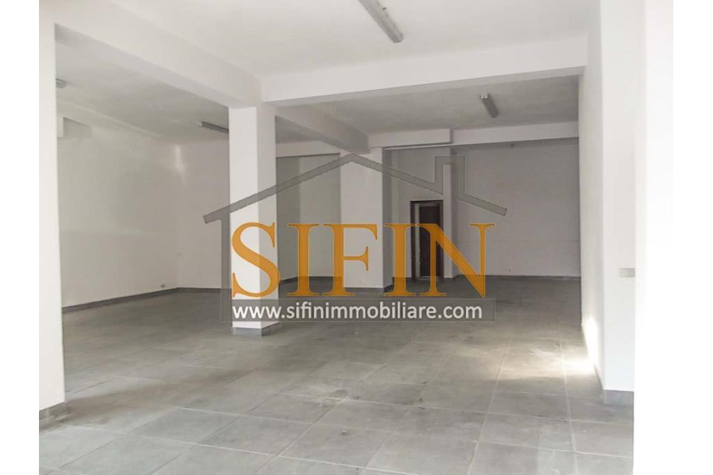 Locale Commerciale - Grottaminarda (AV), via Condotto, proponiamo in locazione locale commerciale di mq. 135,00 ca.