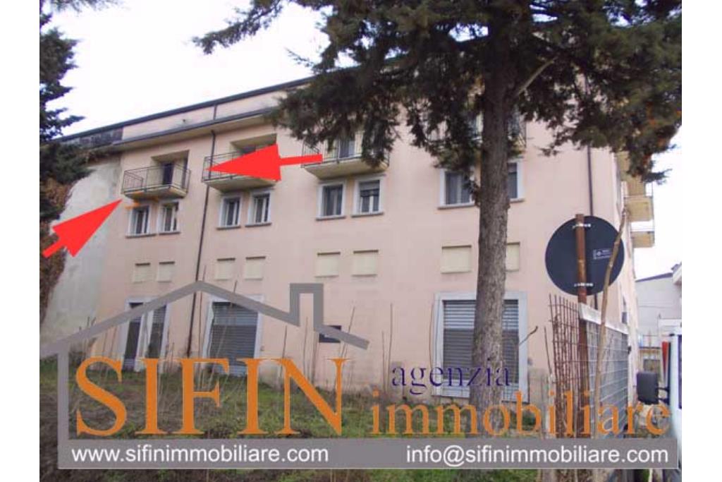 APPARTAMENTO CON ASCENSORE - Grottaminarda, in zona centralissima, via Largo Mercato, proponiamo appartamento in vendita in corso di costruzione di mq. 160,00 ca. con infissi gia installati