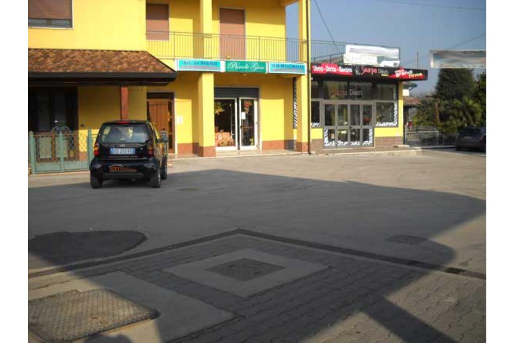 Locale Commerciale - Locale commerciale in locazione alla c/da Ponticelli Grottaminarda