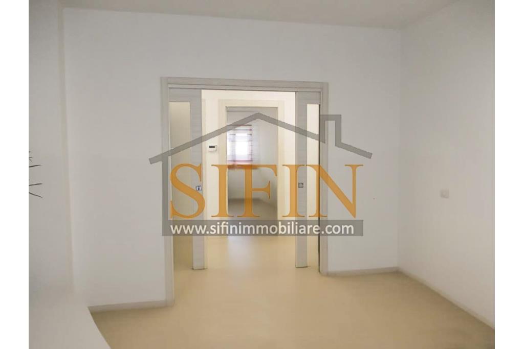 Appartamento Piano Terra - Grottaminarda (AV) in zona semicentrale (via D. Cimarosa) proponiamo in vendita appartamento di nuova costruzione di complessivi mq. 215,00 ca. ubicato al piano terra