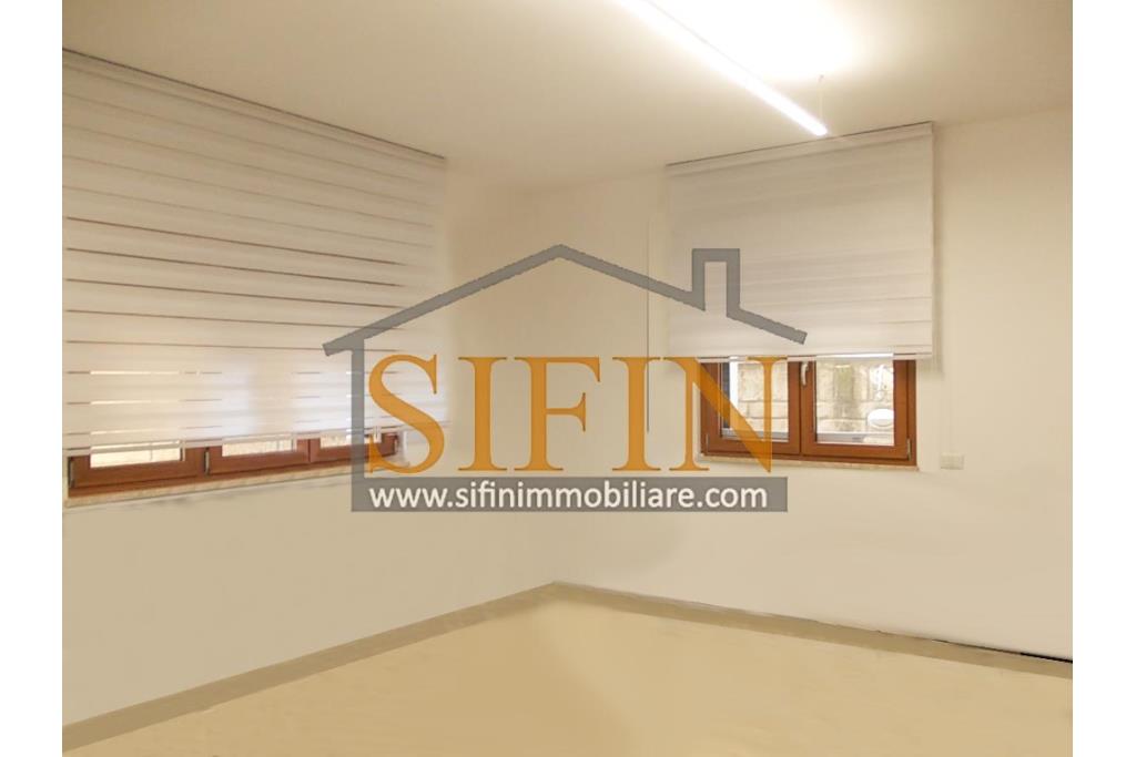 Appartamento Piano Terra - Grottaminarda (AV) in zona semicentrale (via D. Cimarosa) proponiamo in vendita appartamento di nuova costruzione di complessivi mq. 215,00 ca. ubicato al piano terra