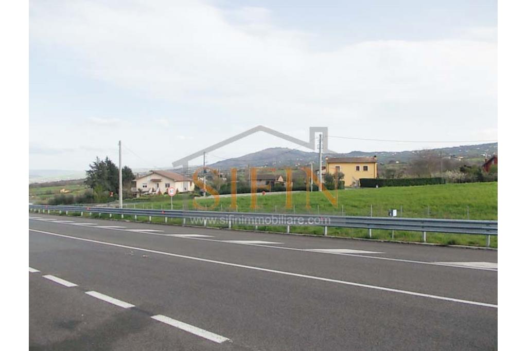 Terreno Edificabile - Grottaminarda (AV) in adiacenza della variante ANAS, proponiamo in vendita terreno edificabile di mq. 18.500,00 ricadente in zona 