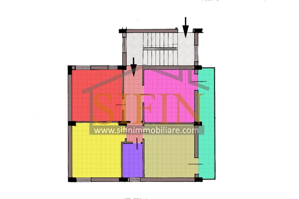 Appartamento con garage - Fontanarosa � Rione Matteotti, nella prima periferia del paese, proponiamo in vendita un pratico e luminoso appartamento di mq. 94,00 ca. situato al secondo piano di una piccola palazzina composta da soli 4 appartamenti.
