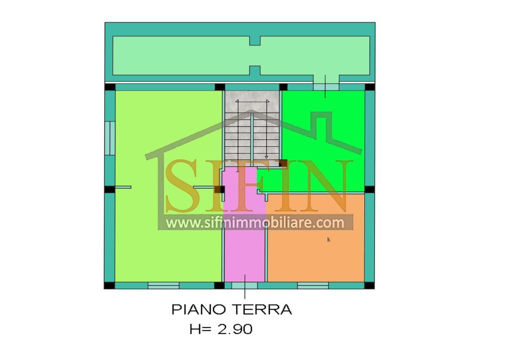 Casa con Giardino - Casa semi-indipendente con giardino � Contrada Bosco di Montagliano In posizione tranquilla e panoramica, immersa nel verde ma comodamente collegata, a soli 20 minuti dal casello autostradale A16 di Grottaminarda, proponiamo in vendita una casa semi-indipendente di mq. 220,00 ca. con corte e giardino privato di mq. 650,00 ca.