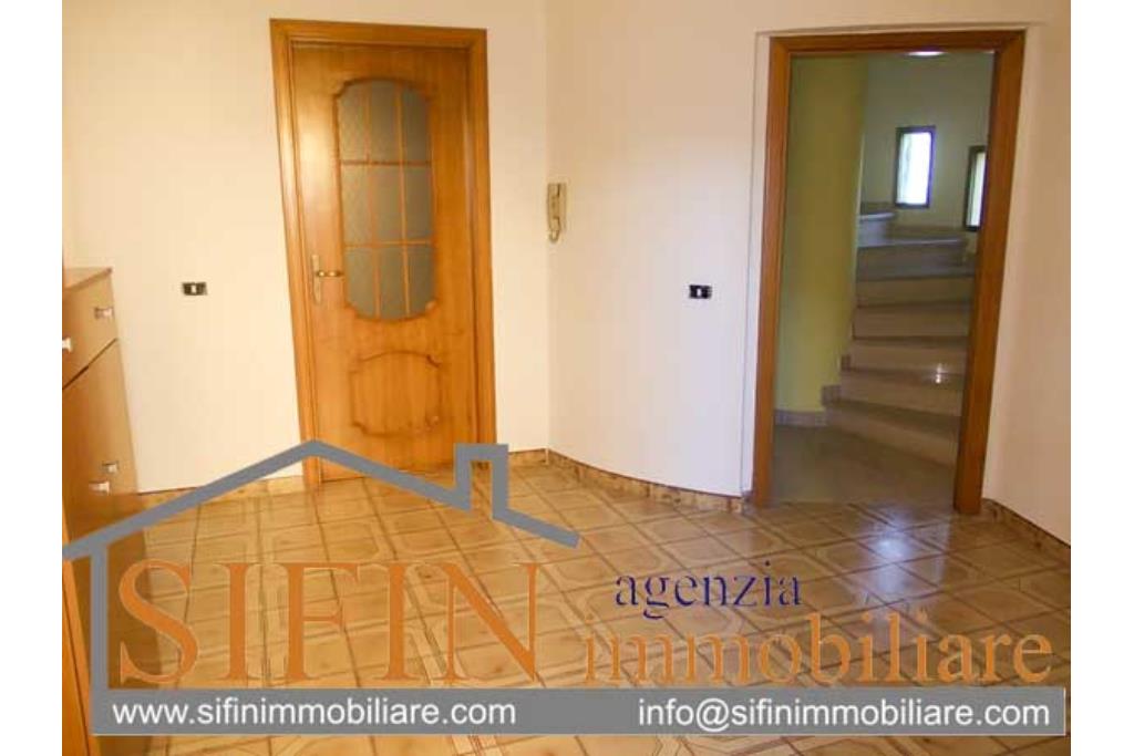 Villa con Giardino - Villa di mq. 350,00 con giardino vendita Frigento localit Pagliara