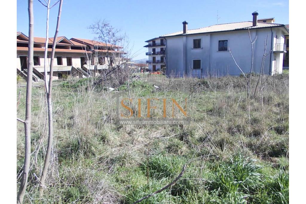 Terreno Edificabile - Lotto edificabile di mq. 1.000,00 ca. in vendita a  Ventivano (AV)