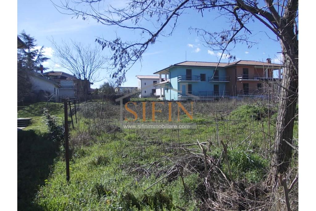 Terreno Edificabile - Lotto edificabile di mq. 1.000,00 ca. in vendita a  Ventivano (AV)