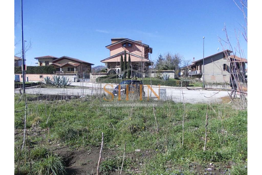 Terreno Edificabile - Lotto edificabile di mq. 1.000,00 ca. in vendita a  Ventivano (AV)