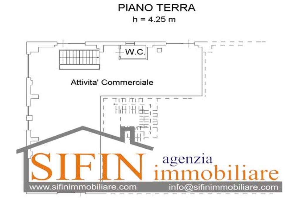 Locale con deposito - Grottaminarda, locale commerciale di mq. 150,00 pi 150,00 di deposito in vendita in zona centralissima