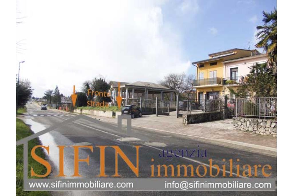Terreno Edificabile - Grottaminarda (AV) - via Pioppi
In zona periferica proponiamo in vendita terreno edificabile di mq. 3.300,00 ricadente in 