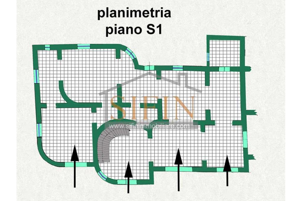 Villa con Giardino - Melito irpino, proponiamo in vendita villa di mq. 900,00 ca. con mq. 2000,00 di giardino, ubicata nell'immediata periferia, in contesto residenziale e panoramico