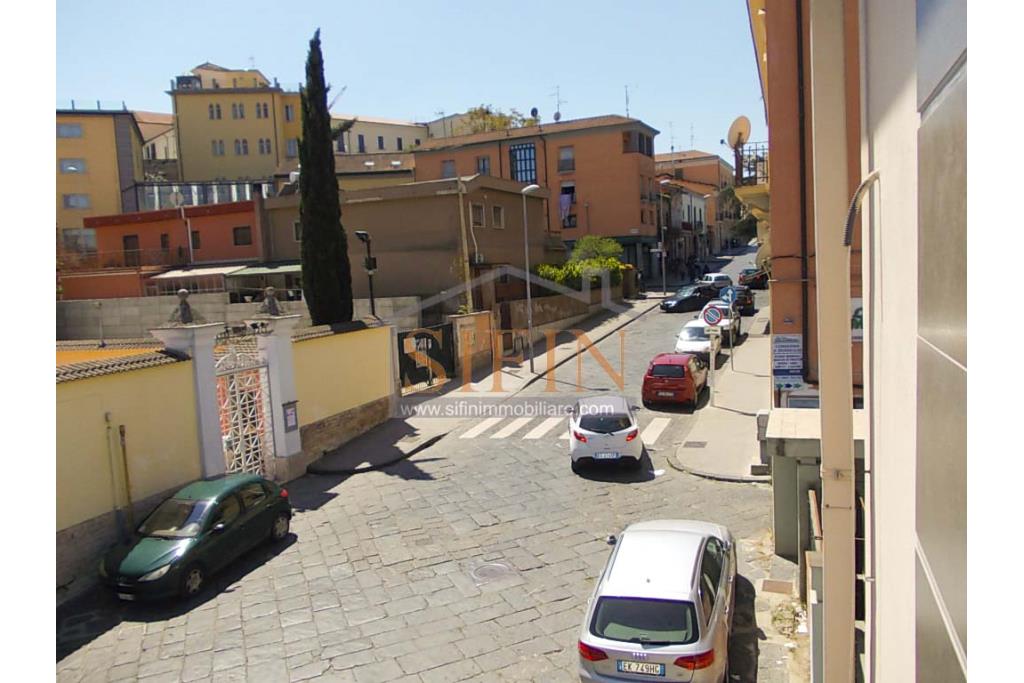 Bilocale indipendente  - Benevento, via San Pasquale, a soli 100 metri dall'Arco di Traiano, proponiamo in locazione grazioso e particolare bilocale autonomo