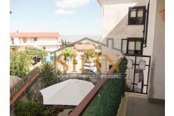 Appartamento con garage - Sturno (AV) via Raffaello, a soli 850 metri da piazza Municipio, proponiamo in vendita appartamento di complessi mq. 180,00 oltre balconi e box auto di mq. 15,00 ca.