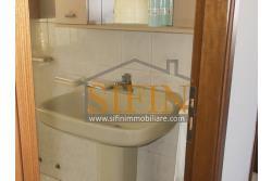 Appartamento con garage - Sturno (AV) via Raffaello, a soli 850 metri da piazza Municipio, proponiamo in vendita appartamento di complessi mq. 180,00 oltre balconi e box auto di mq. 15,00 ca.