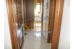 Appartamento con garage - Sturno (AV) via Raffaello, a soli 850 metri da piazza Municipio, proponiamo in vendita appartamento di complessi mq. 180,00 oltre balconi e box auto di mq. 15,00 ca.