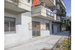 Locale Commerciale - Grottaminarda (AV) via Condotto, proponiamo in locazione locale commerciale di mq. 400,00 oltre a mq. 450,00 di piazzale ad uso esclusivo.