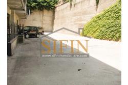 Locale Commerciale - Grottaminarda (AV) via Condotto, proponiamo in locazione locale commerciale di mq. 400,00 oltre a mq. 450,00 di piazzale ad uso esclusivo.