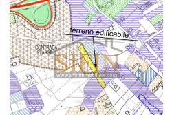 Terreno Edificabile - Grottaminarda (AV) nella prima periferie, c/da Starse, a soli due minuti in auto dal casello autostradale della A16 NA-BA (poco più di un km) proponiamo in vendita terreno edificabile e pianeggiante di mq. 3.800,00ca. servito da pozzo.