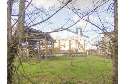 Terreno Edificabile - Grottaminarda (AV) nella prima periferie, c/da Starse, a soli due minuti in auto dal casello autostradale della A16 NA-BA (poco più di un km) proponiamo in vendita terreno edificabile e pianeggiante di mq. 3.800,00ca. servito da pozzo.