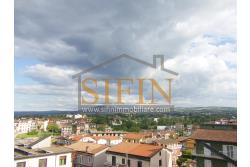 mansarda con terrazzi - Splendido Appartamento Mansardato di mq. 135,00 oltre a mq. 35,00 di balconi/terrazzi in Grottaminarda via Condotto, con tre camere da letto e due bagni, cucina e salone