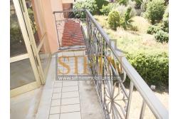 Villa con Giardino - A Villamaina, a soli 300 metri da Piazza Risorgimento, proponiamo in vendita una villa indipendente disposta su tre livelli, di complessivi mq. 300,00 oltre giardino di mq. 350,00 ca. ideale per chi è alla ricerca di ampi spazi e di una soluzione abitativa versatile.