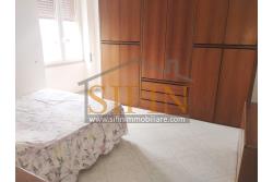 Appartamento con garage - Fontanarosa Rione Matteotti, nella prima periferia del paese, proponiamo in vendita un pratico e luminoso appartamento di mq. 94,00 ca. situato al secondo piano di una piccola palazzina composta da soli 4 appartamenti.